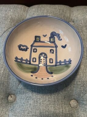 Vintage M.A. Hadley Handcrafted & Hand Painted Stoneware House Bowl
